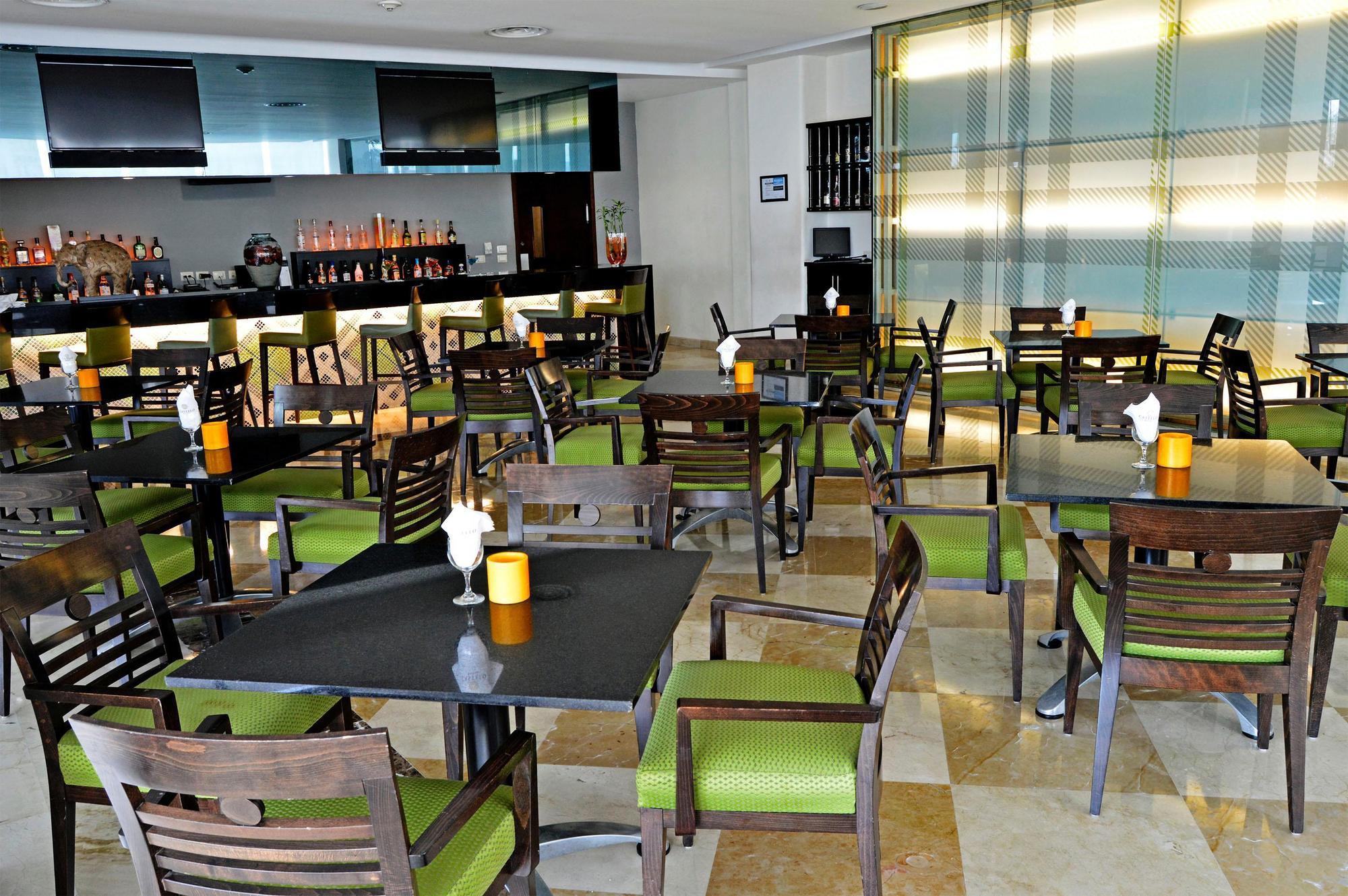 Ramada Plaza by Wyndham Veracruz Boca del Rio Zewnętrze zdjęcie