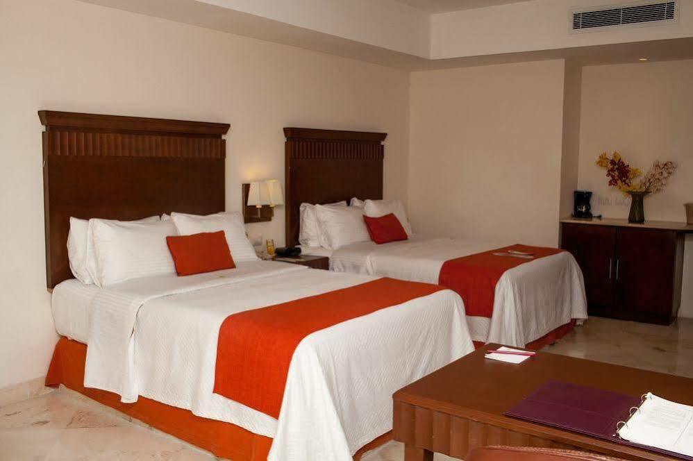 Ramada Plaza by Wyndham Veracruz Boca del Rio Zewnętrze zdjęcie